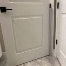 Fingersafe-HOME Finger Guards for Residential Door Hinges -Pull Side - Image 4